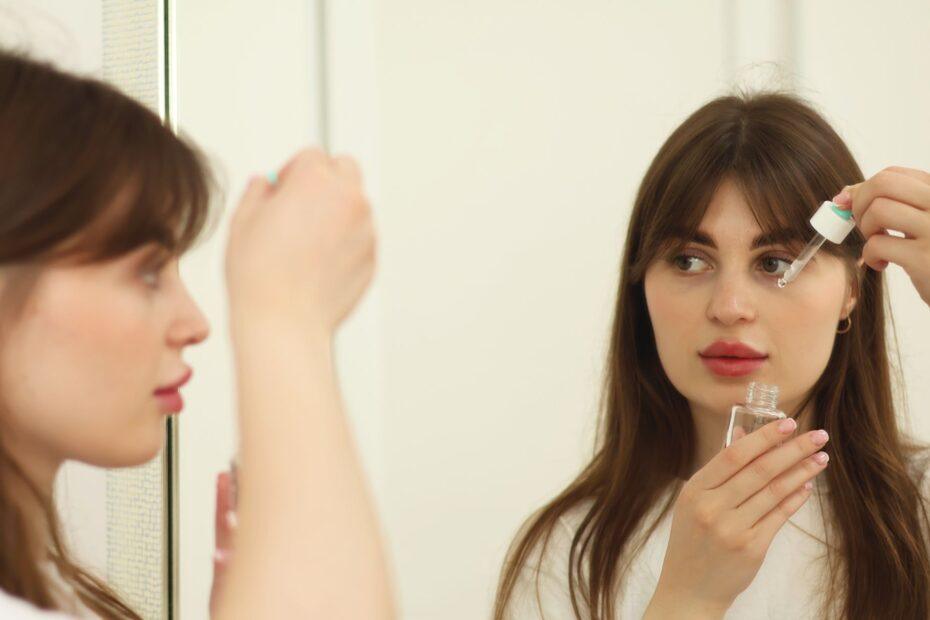Illustration of Why a Simple Skincare Routine Works Better Than a Complicated One